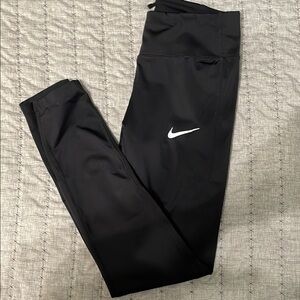 Nike Black Leggings Stretchy Moisture-Wicking Athletic Wear